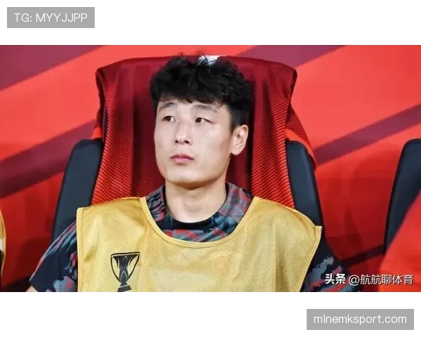 武磊这训练完直接啃鸡腿的画面,谁还记得他年薪多少来着? 武磊这训练完直接啃鸡腿的画面,谁还记得他年薪多少来着?